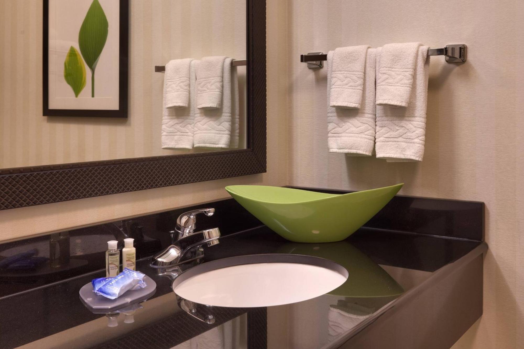 Fairfield Inn And Suites By Marriott Ларами Екстериор снимка